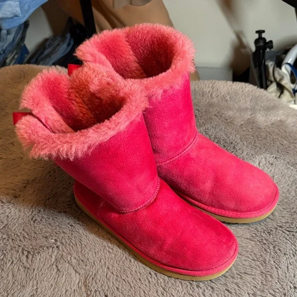 UGG Pink Bailey Bow Boots - Picture 2 of 6